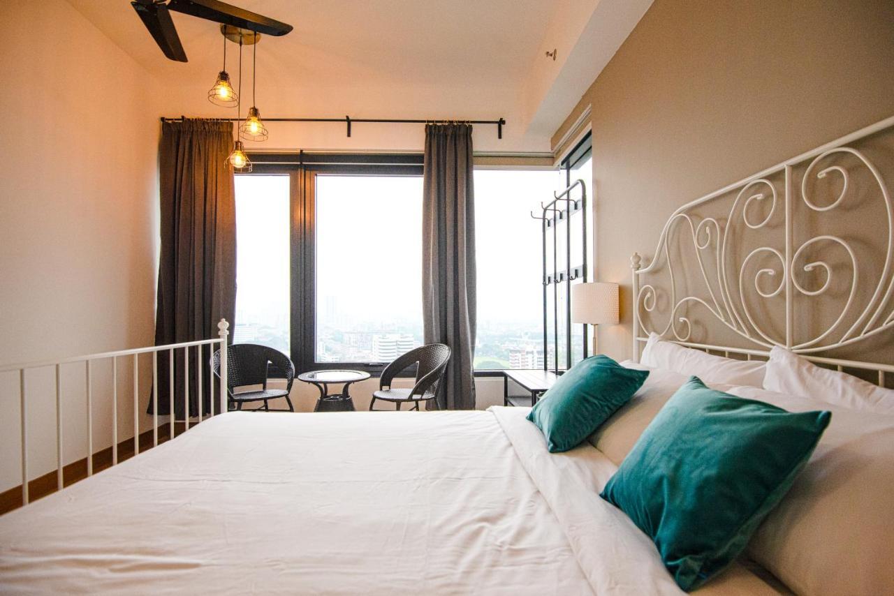 Pangsapuri Casa Orient @ Macalister 218 ❈中路218东方之家 3br 8pax *